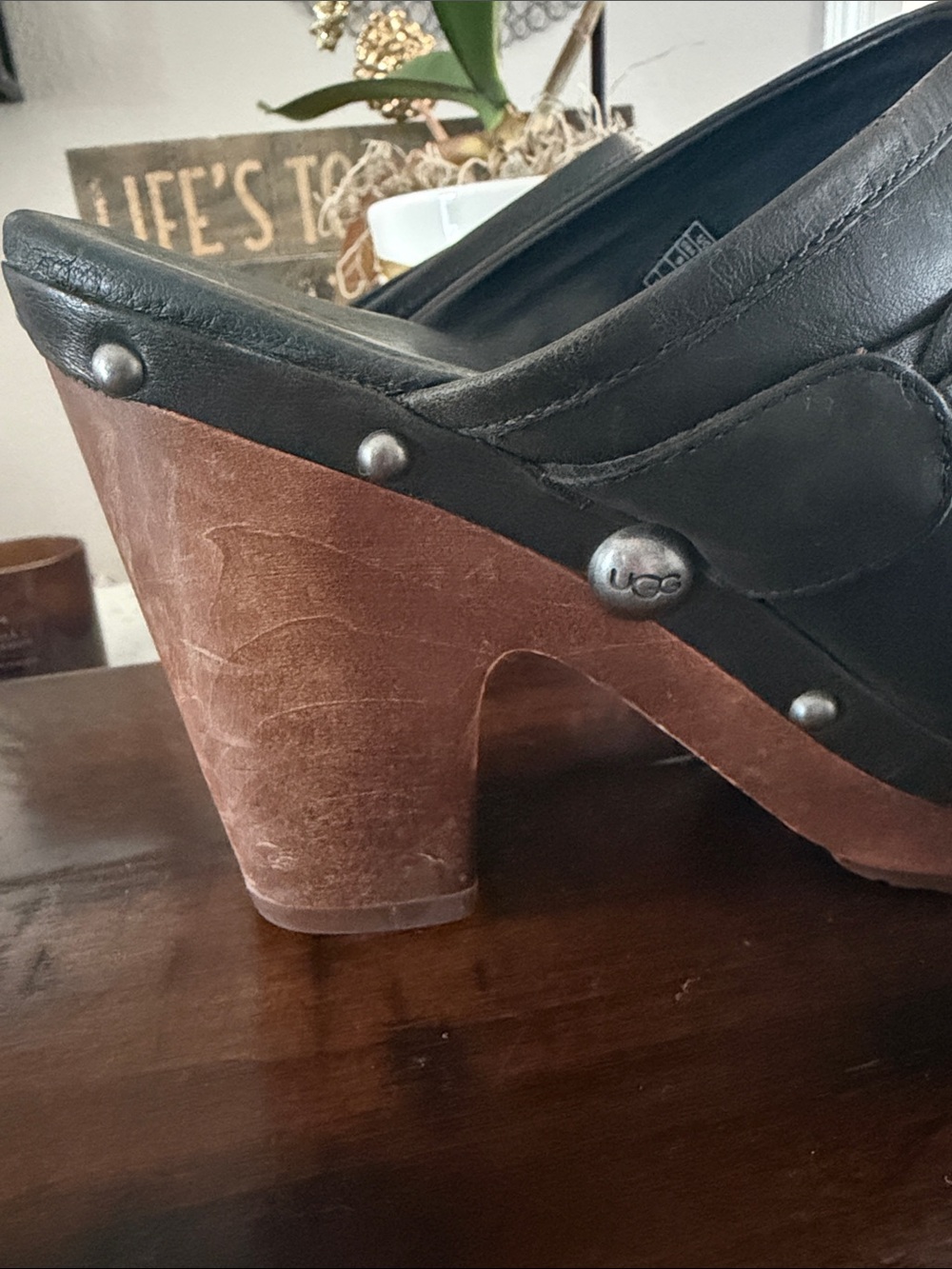 UGG Kaylee Black Leather Braided-Trim Clogs - Picture 3 of 15